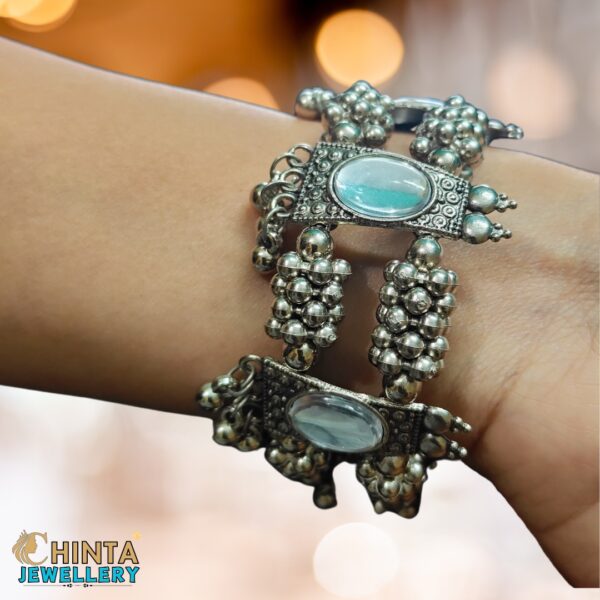 Antique Silver-Plated Bracelet with Aqua Stone – Chinta Jewellery Store