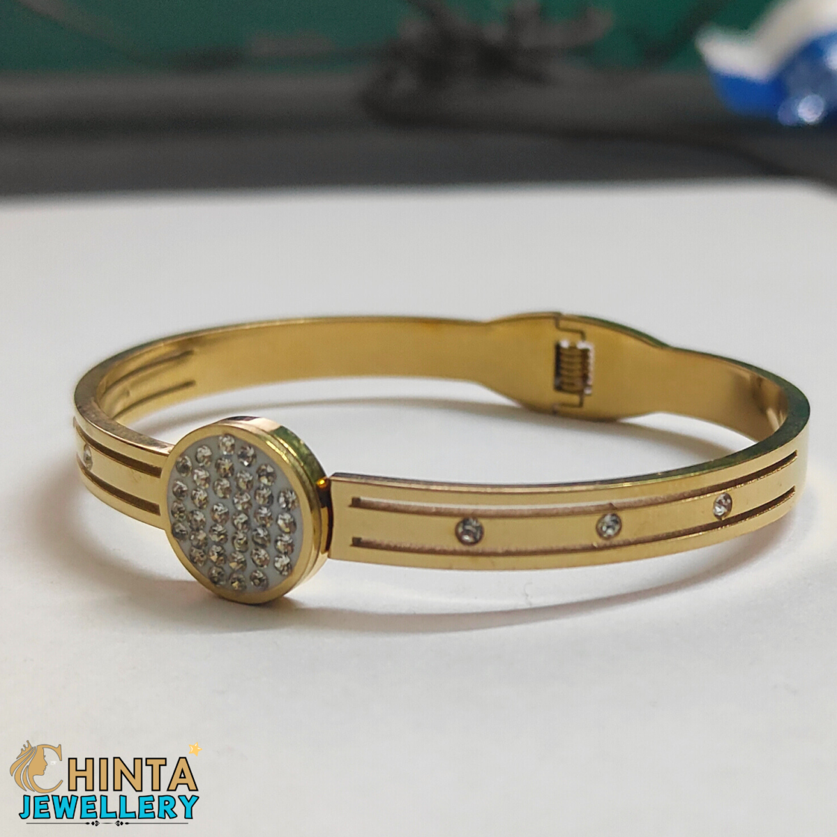 Modern Gold-Plated Crystal Embellished Bangle Bracelet - Chinta Jewellery Store