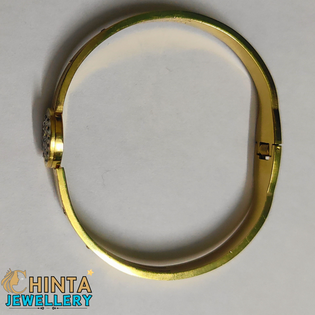 Modern Gold-Plated Crystal Embellished Bangle Bracelet - Chinta Jewellery Store